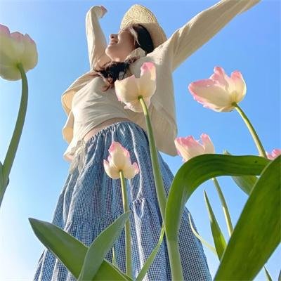 豆丁小女巫
